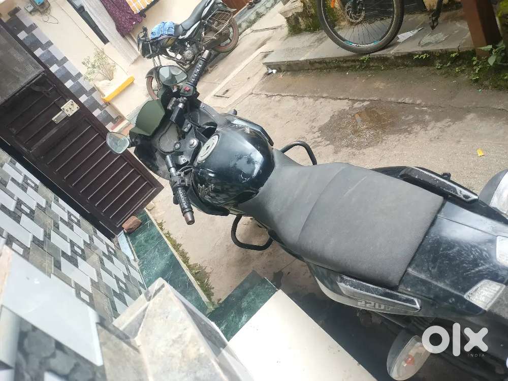 Bajaj pulsar 220 best in condition