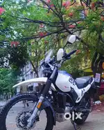 Selling Xpukse 200 4v with excellent condition