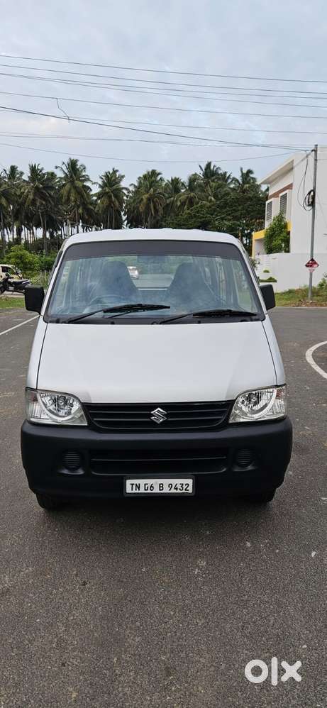 Maruti Suzuki Eeco 5 STR AC (O), 2010, Petrol