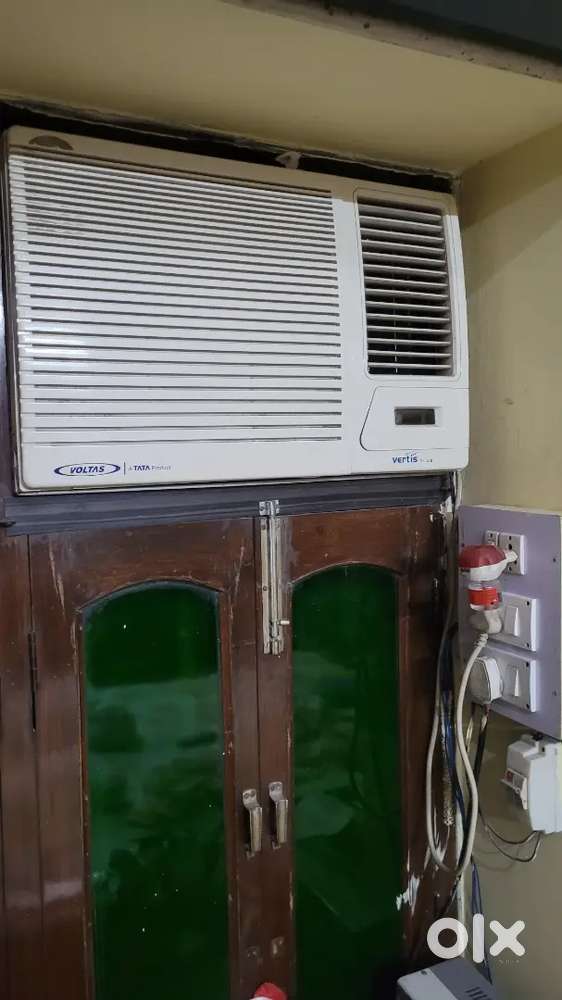 Voltas window AC with stabliser 1.5 ton
