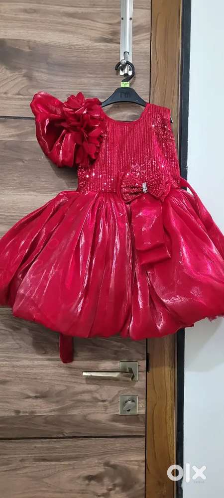 Party wear red frock