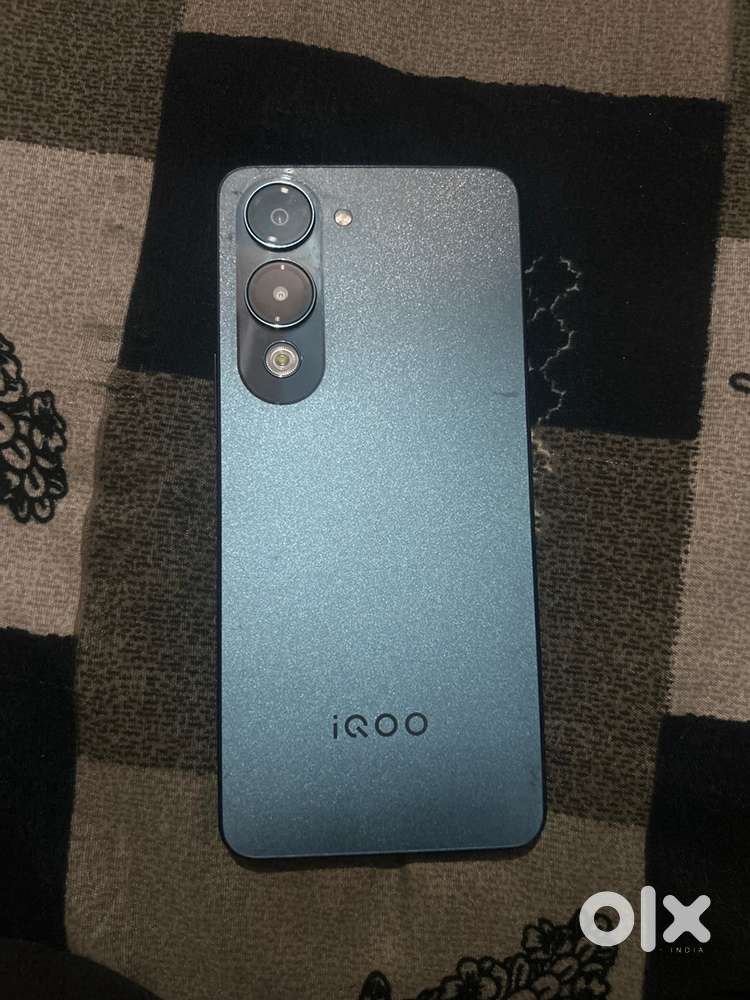 Iqoo 10 lite