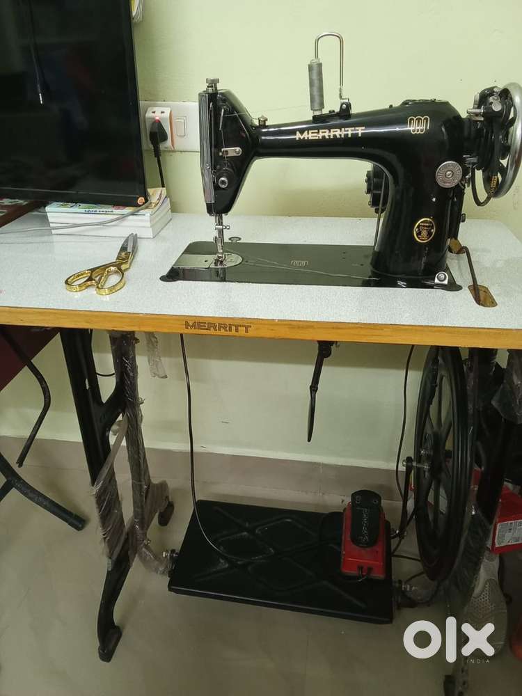 Tailoring machine motor and manual