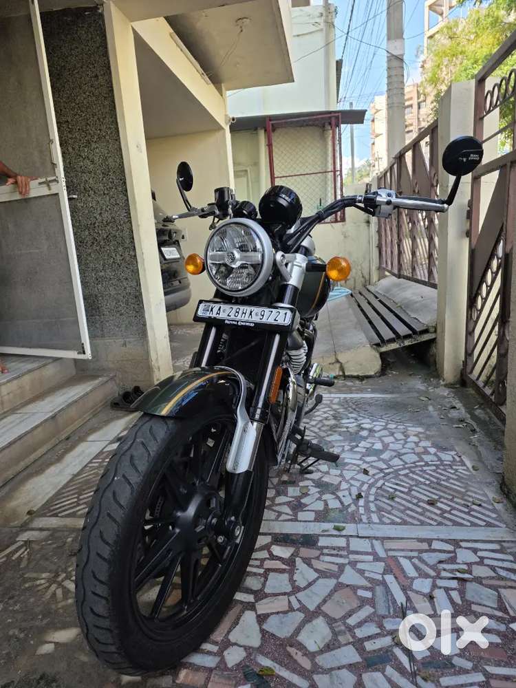 Royal enfield super meteor 650