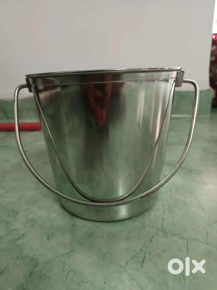 Small size steel bucket