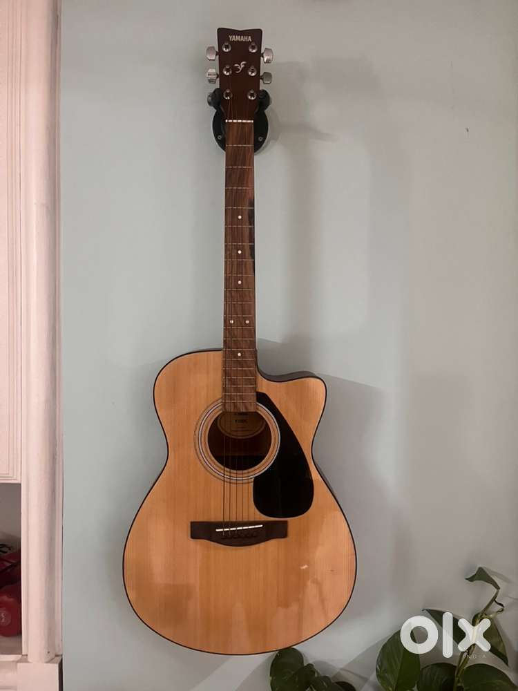 Yamaha guitar FS80C