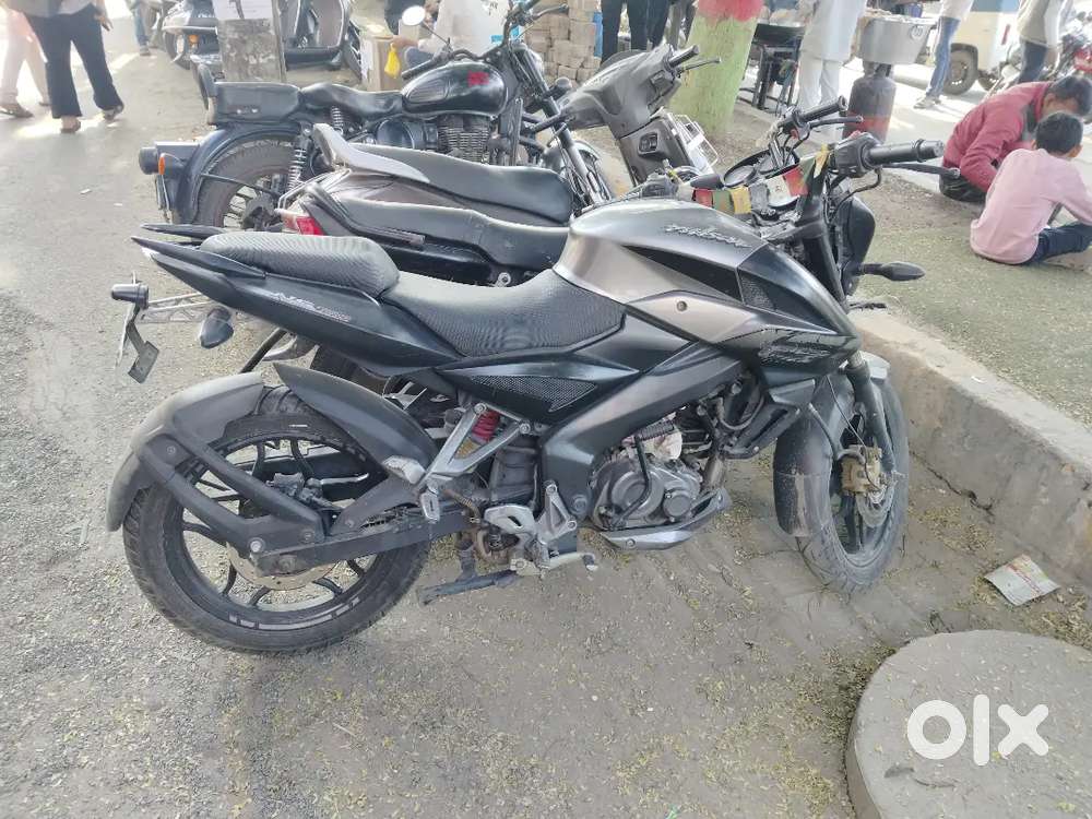Single had bike.   Super condition