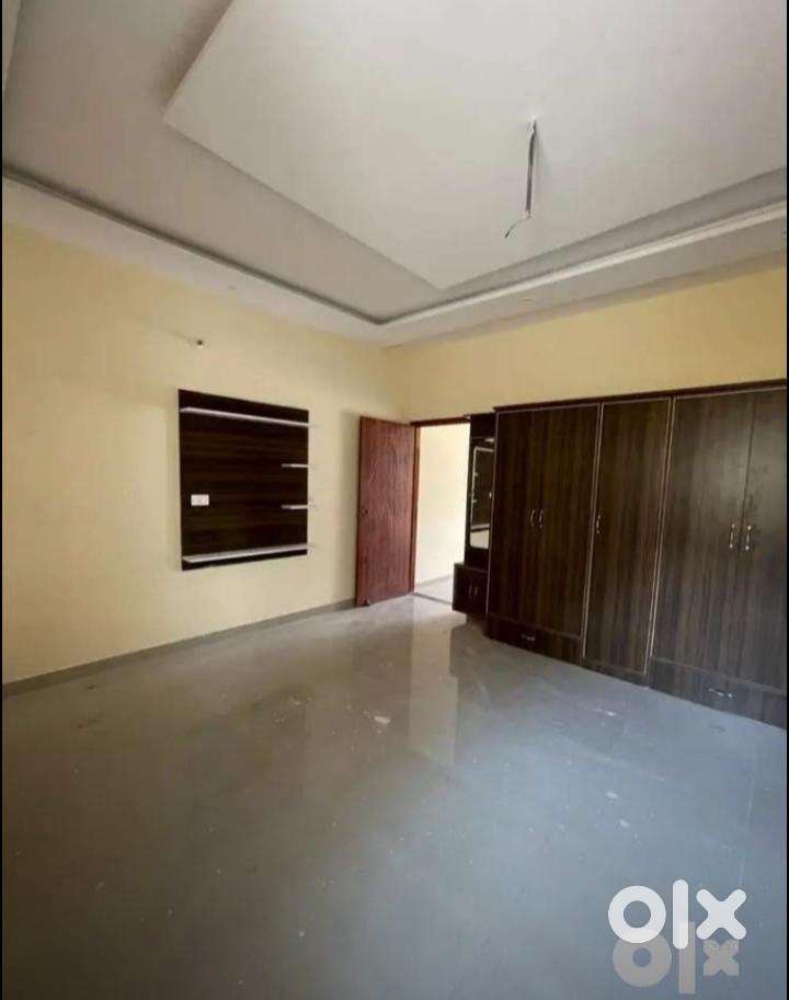 70 Gaj 1BHK FLAT READY TO MOVE IN JUST 23.90lac Sector 127 landra road