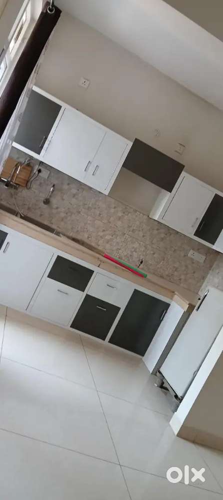 3bhk flat for sale city of Dreams SBP 69.90