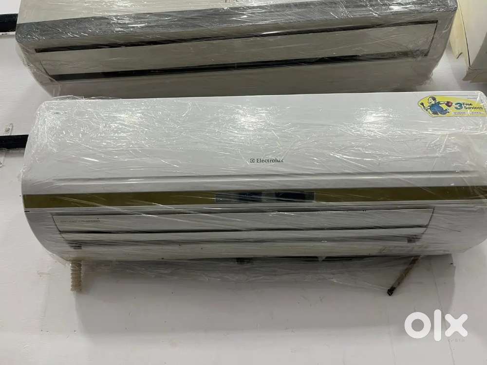 Electrolux 1 ton split AC with warranty good condition