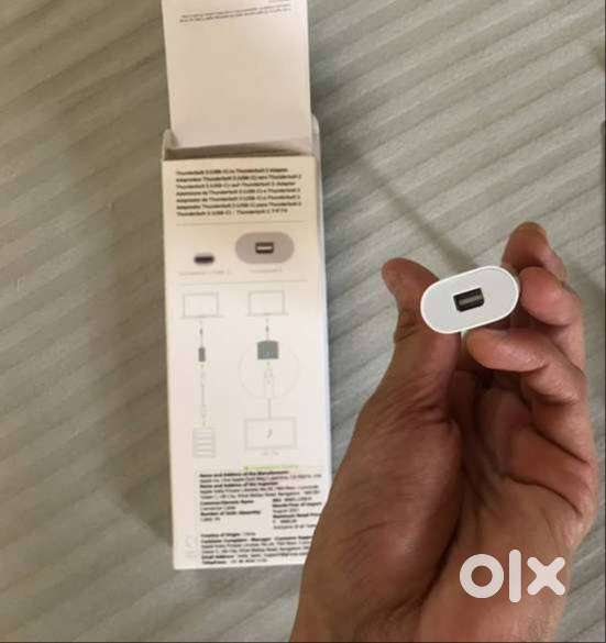 Apple Thunderbolt 3 (USB-C) to Thunderbolt 2