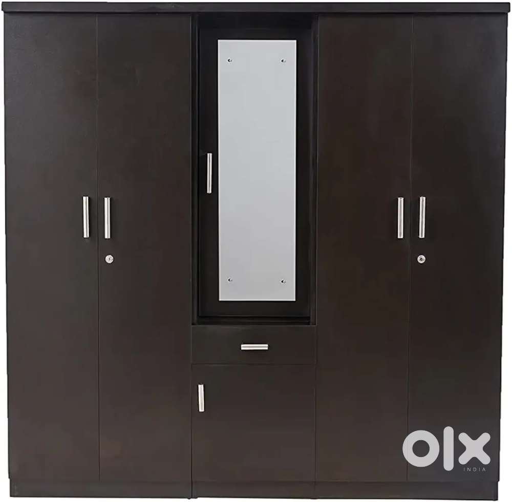 Brand New 5 Door Wardrobe/Almirah/Cupboard in Natural Wenge Finish