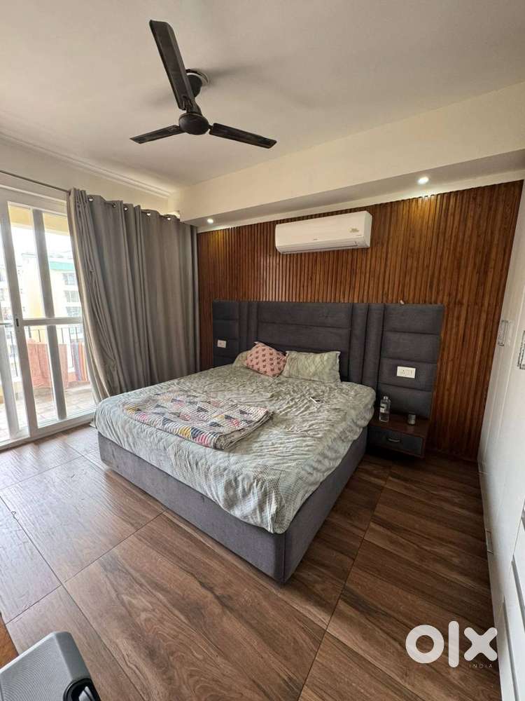 3 bhk fully furnished apartment for rent