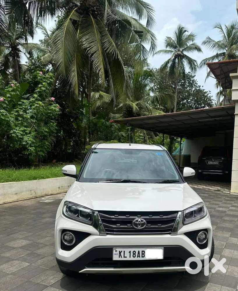 Toyota Urban Cruiser 2022 Petrol 29000 Km Driven