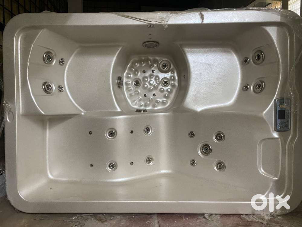 Jacuzzi for sale
