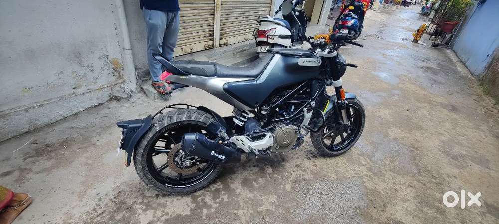 Husqvarna svartpilen250