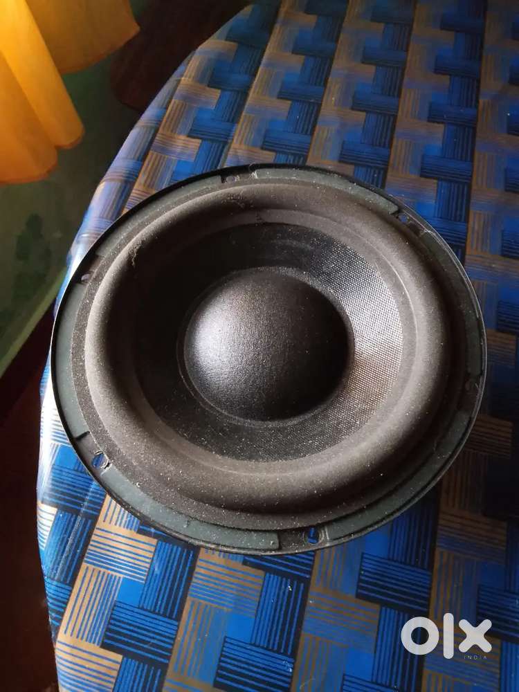 Jvc subwoofer 8inch 120 watts RMS