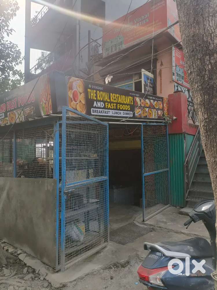Chef ki Jarurat hai, Restaurant Ke Liye.
