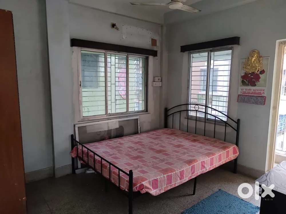 Fully furnished Flat
2 BHK .No restriction, No brokerage