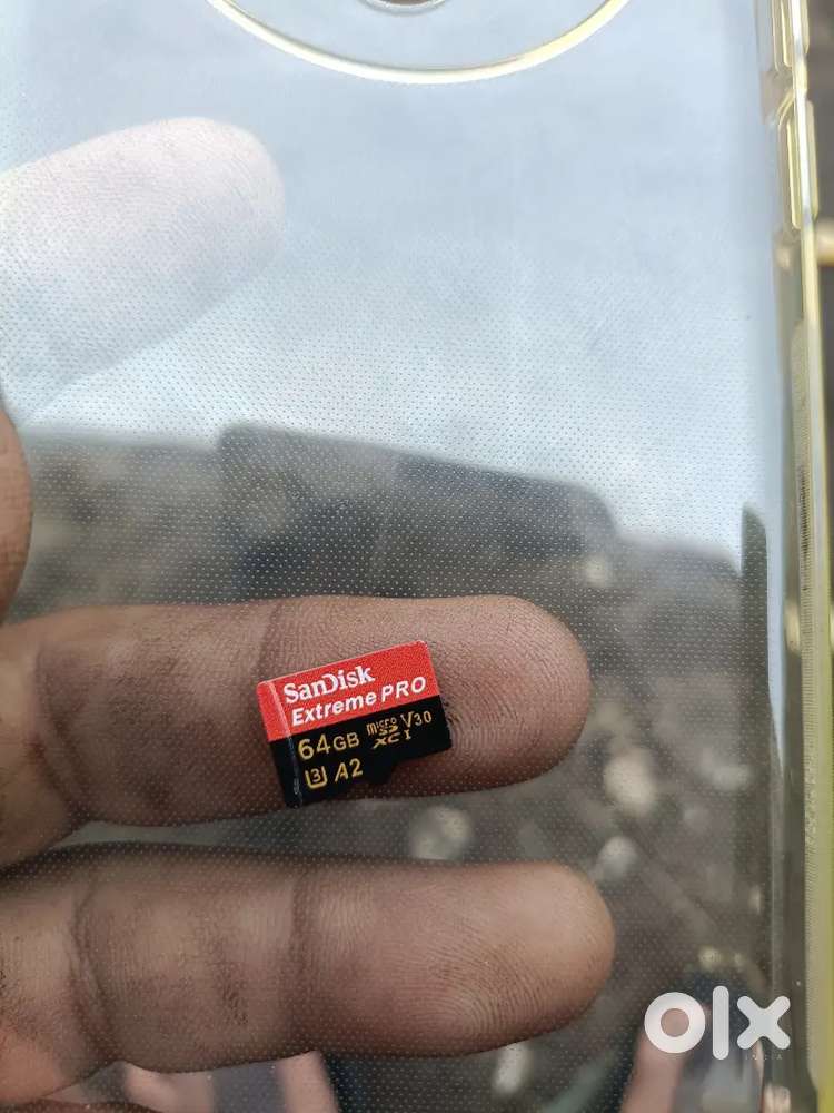 Sand disk memory card 64 gb non use