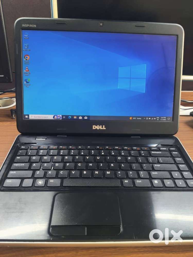 Dell Vostro 1440 Cpu - i3 M330 generation  Ram - 4gb  SSD - 128gb