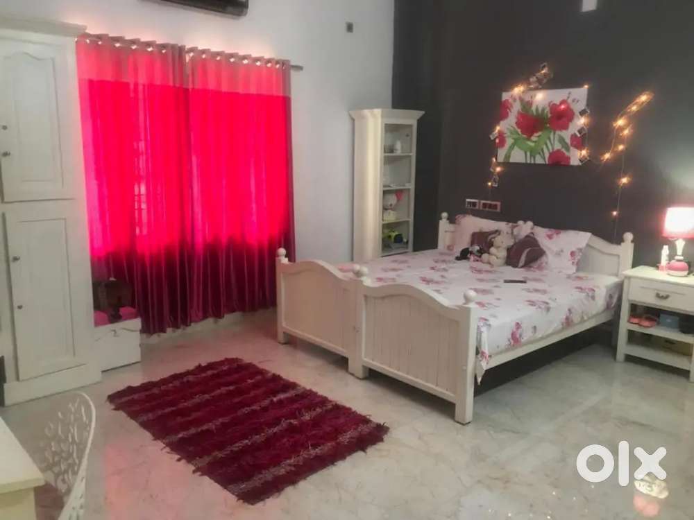 1, 2, 3 BHK HOUSE'S / FLAT'S, FAMILY, COUPLES, BACHELOR'S  @ KAKKANAD