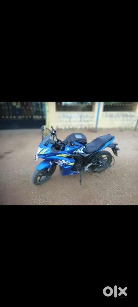 Suzuki Gixxer SF