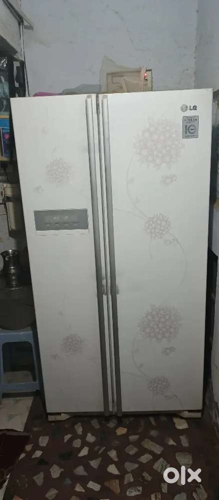 Refrigerator 40500