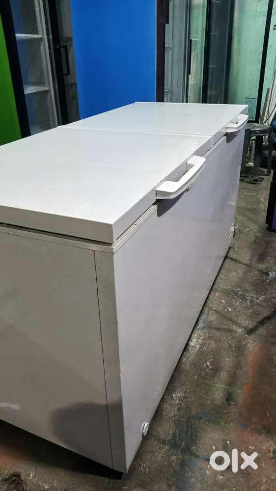 WESTERN 550 L DEEP FREEZER GOOD WORKING