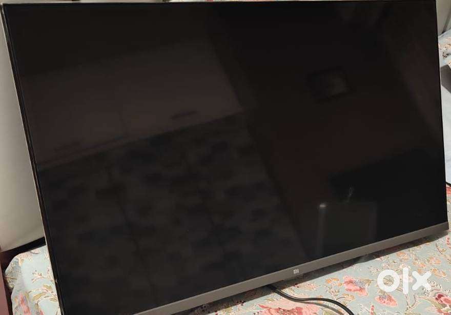 MI TV 3 Years Old 32 Inches