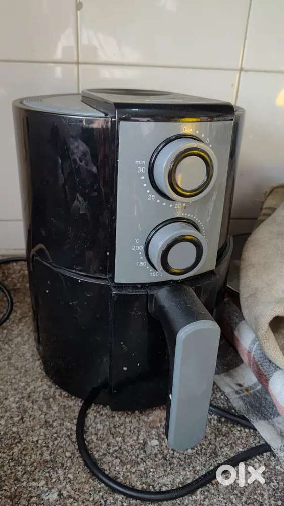 Air fryer and All in one breakfast maker