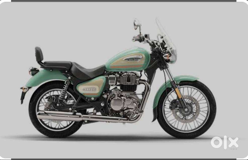 Royal Enfiled Meteor 2024 Arora Green