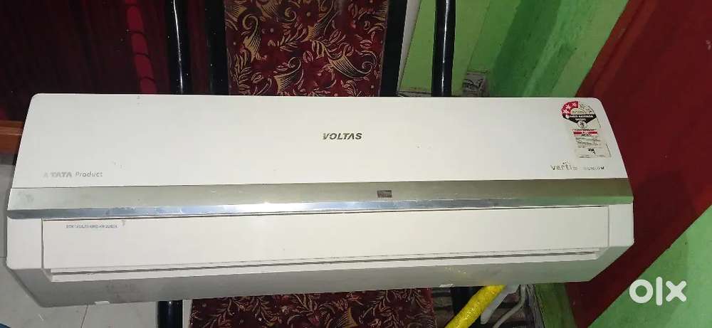 Air Conditions Voltas 1.50 Ton Good Cooling Condition Gas Full