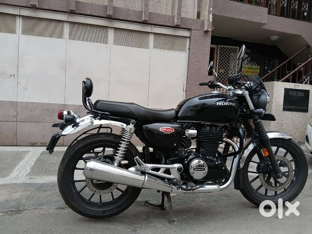 Honda Hness Black Beauty