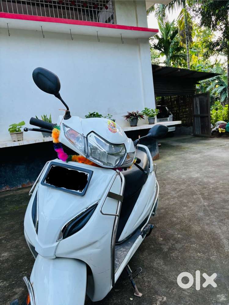 Scooty is in very good condition,not a single problem