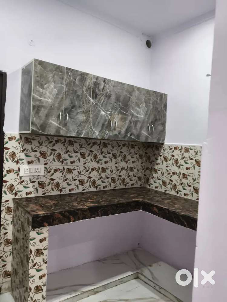2bhk semi furnished flat for rent near uttam nagar West