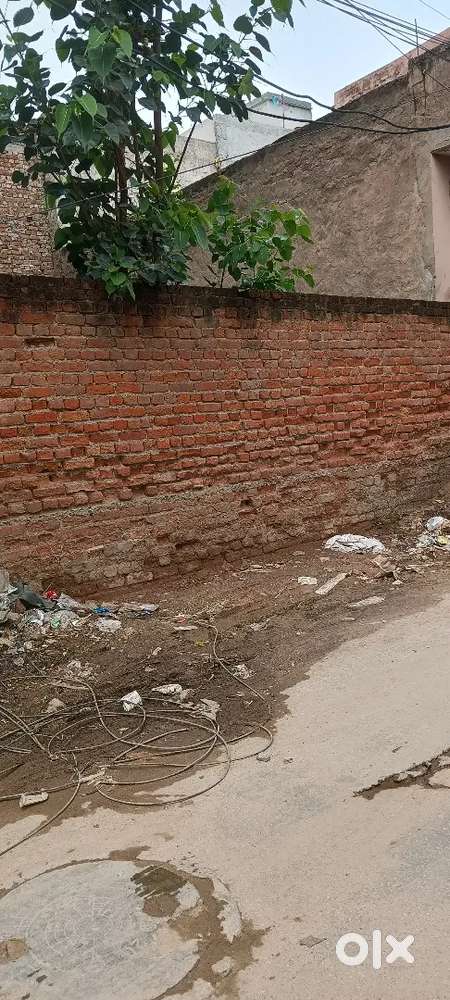 Seling my plot 85 sq yard in tekchand Nagar Gurugram