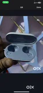 One plus nord 2r ka charging case hai kisi ke pass