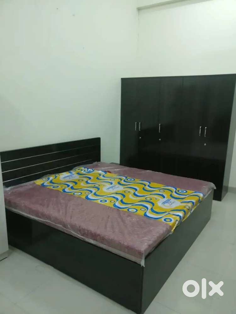 New bedroom set at wholesale price