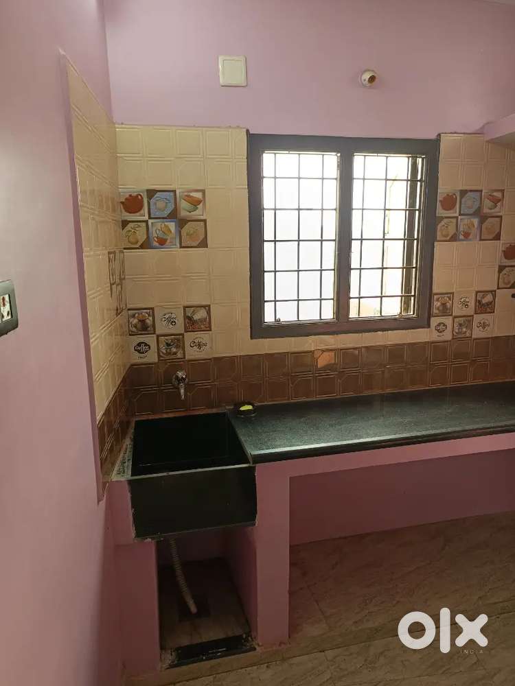 House in Masthan koil Thiruvottiyur near Nehru Matriculation School.