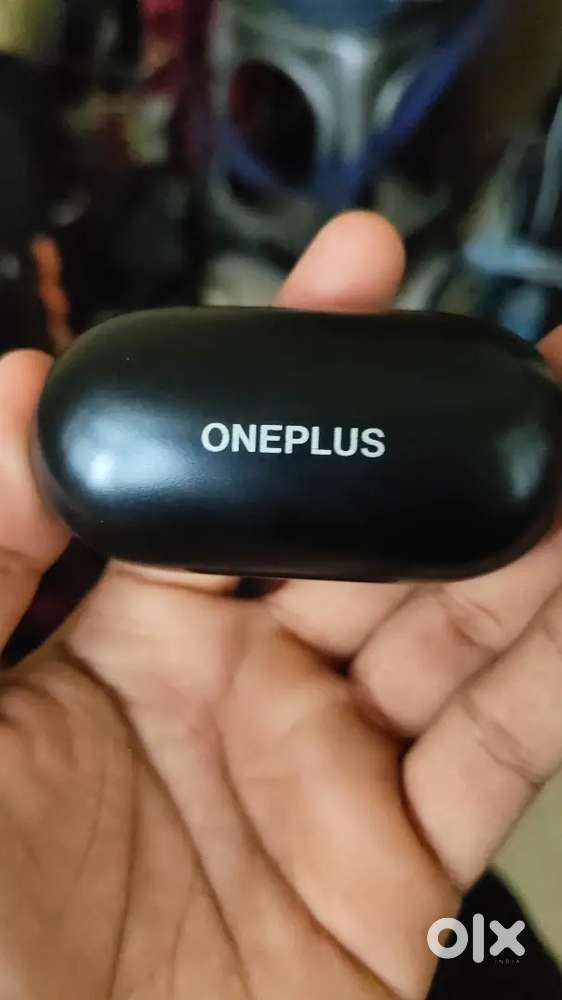 Oneplus buds Z2 almost new condition