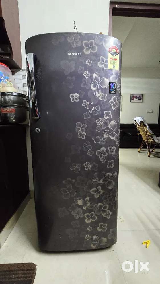 Samsung Fridge - 212 litres