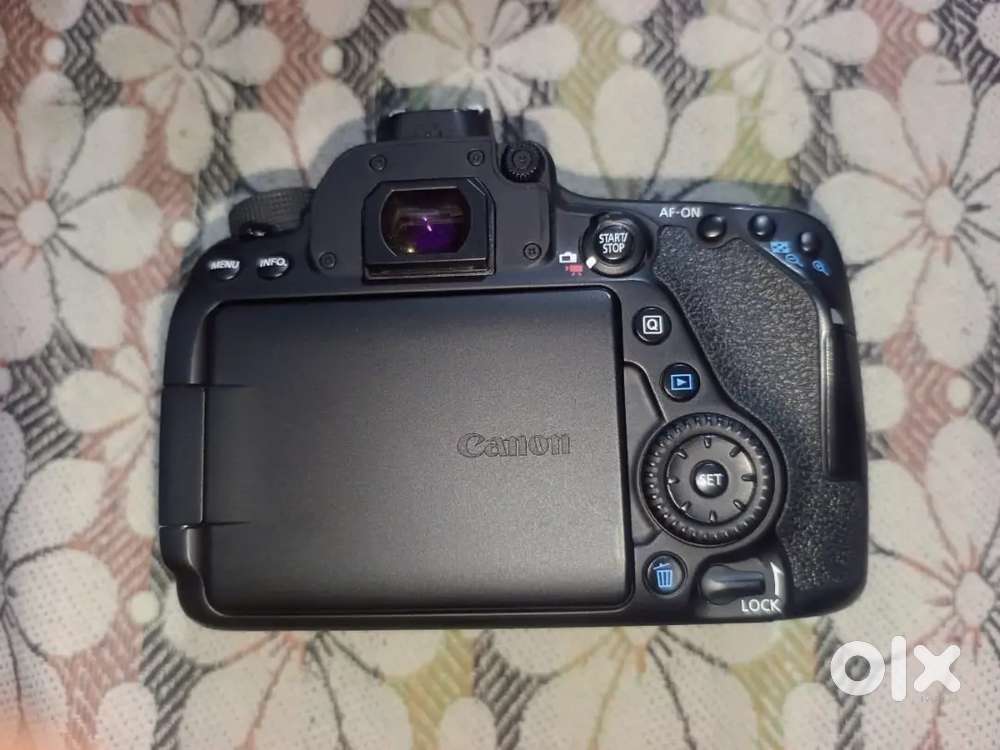 Canon 80d with lense