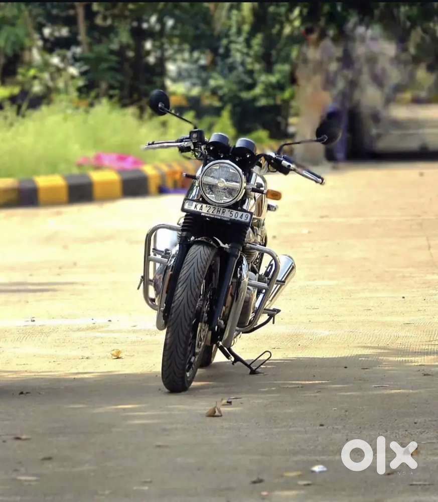 Brand new condition mr clean colour showroom maintained one hand use