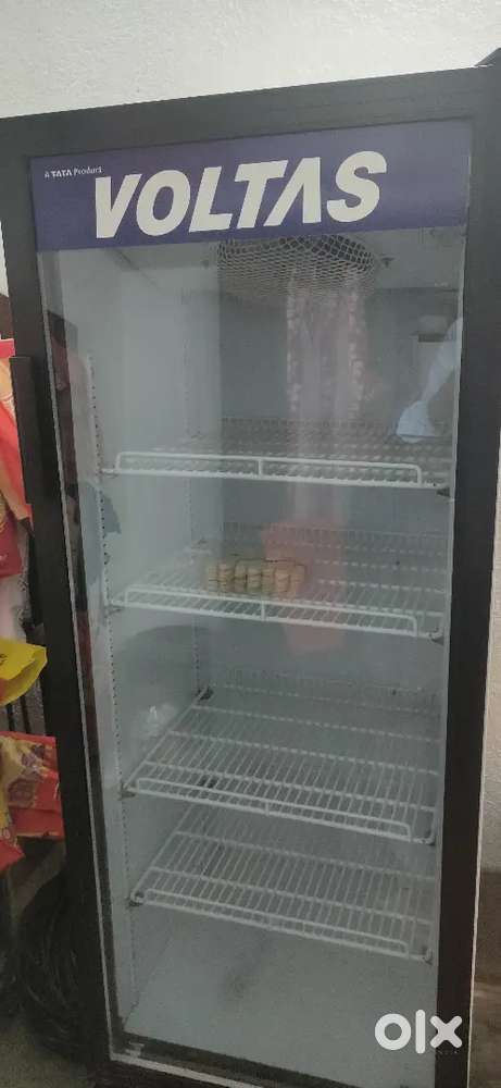 Voltas 320 litres Visi cooler fridge 11 month old Excellent Condition