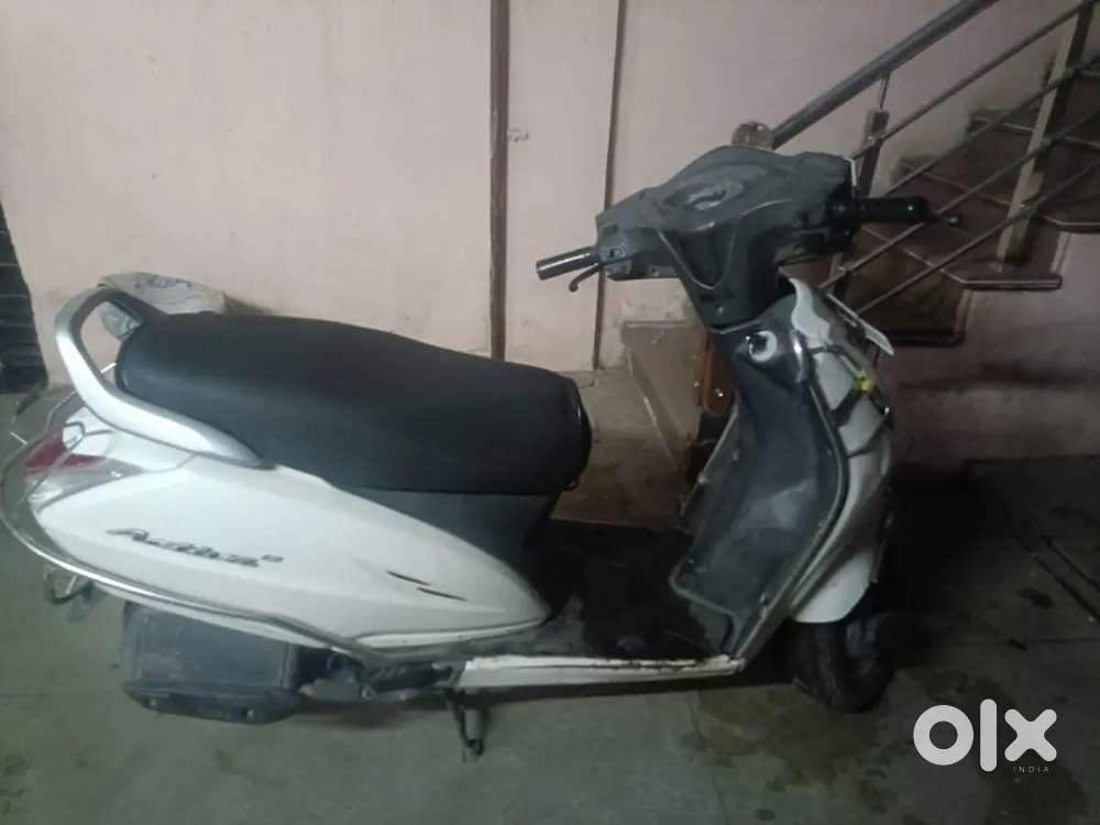 Activa 3g good condition