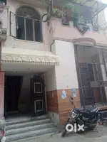 Floor for sale in vikaspuri keshopur jg-3 1 bhk  floor park facing