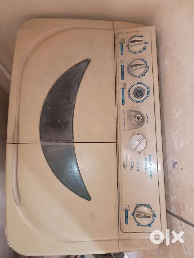 Kelvinator 7.2 kg semi automatic washing Machine
