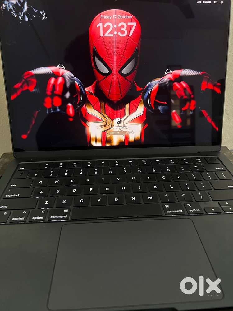 Macbook air m3 16gb 256 internal