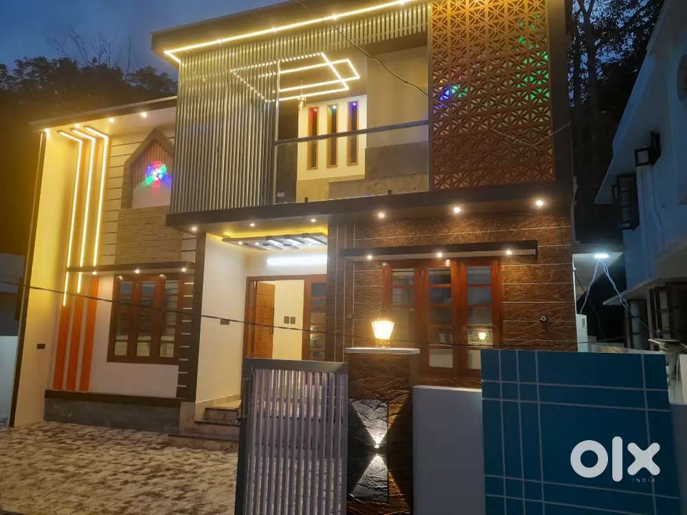 Tvm 4CENT MALAYINKEEZHU MACHEL New house